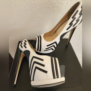 Black and White Deco Heel size 7